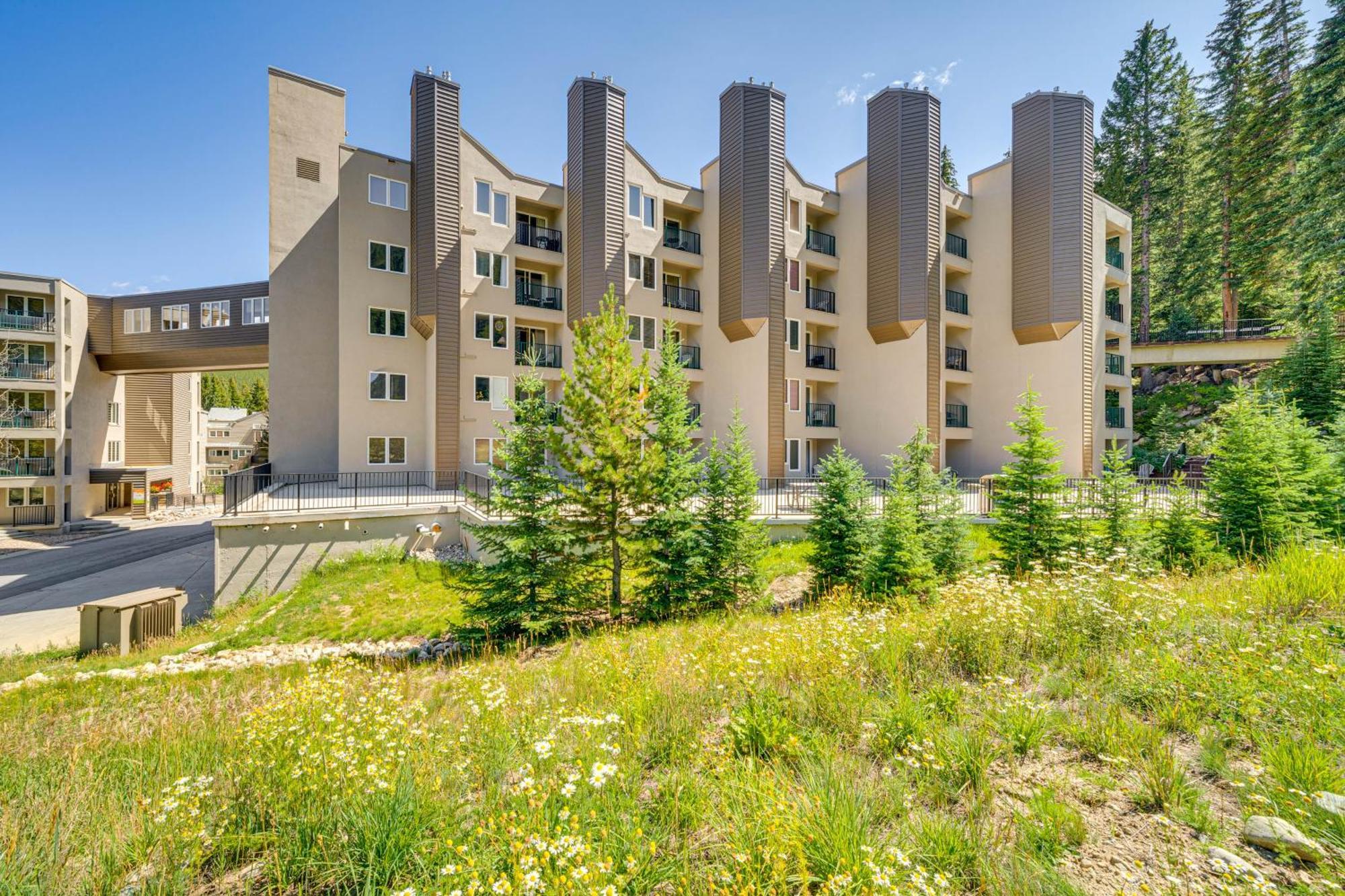 Ski-Inandski-Out Retreat With Iron Horse Pool Access! Winter Park Exterior photo
